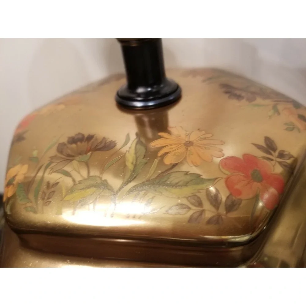 Vintage 1982 Urn/Vase Ginger Porcelain Lamp Flowers Gold Gilt 17
